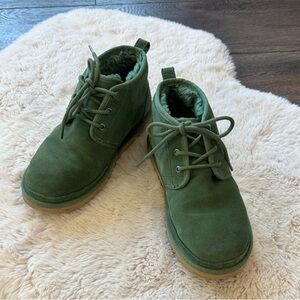 Ugg Men’s Neumel Chukka Boot, size 9